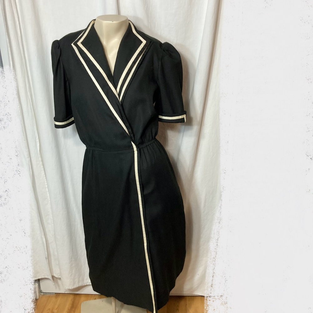 Vintage women’s 1980s Raul Blanco black and white size 9 dress